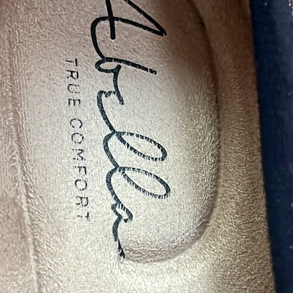 Abella True comfort slip on loafer - Picture 7 of 10